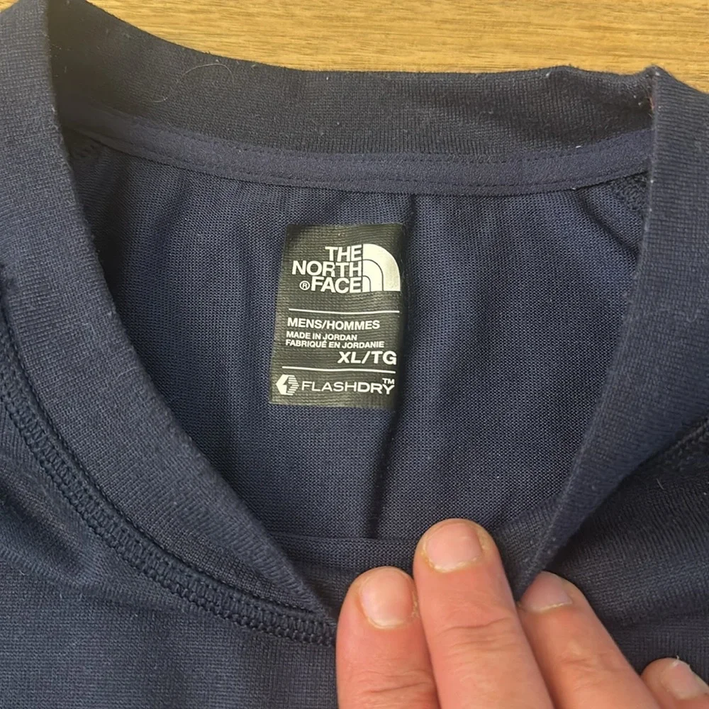NORTH FACE FLASHDRY LONG SLEEVE TEE